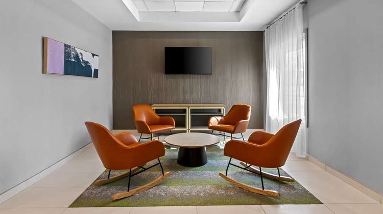 Spark by Hilton Bensalem Philadelphia Lobby