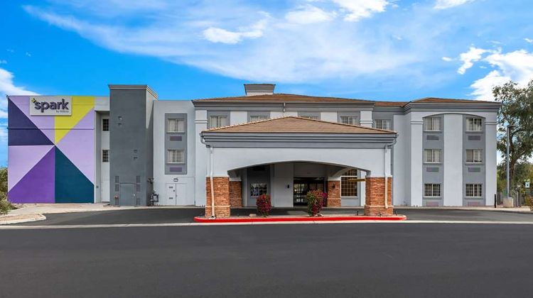 Spark by Hilton Glendale Phoenix North Exterior