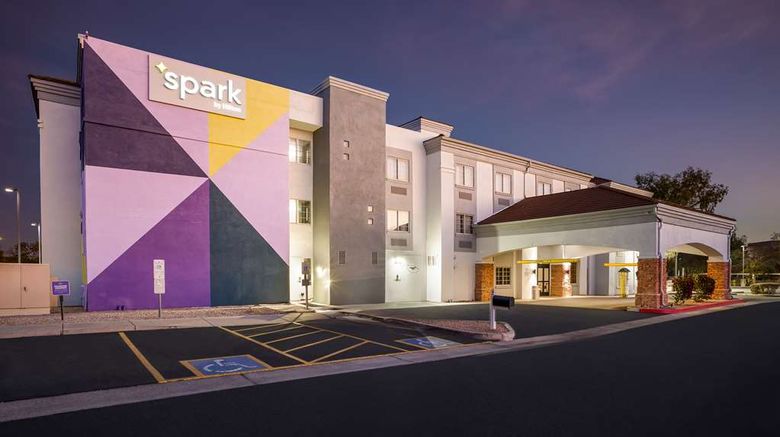<b>Spark by Hilton Glendale Phoenix North Exterior</b>. Images powered by <a href="https://iceportal.shijigroup.com/" title="IcePortal" target="_blank">IcePortal</a>.