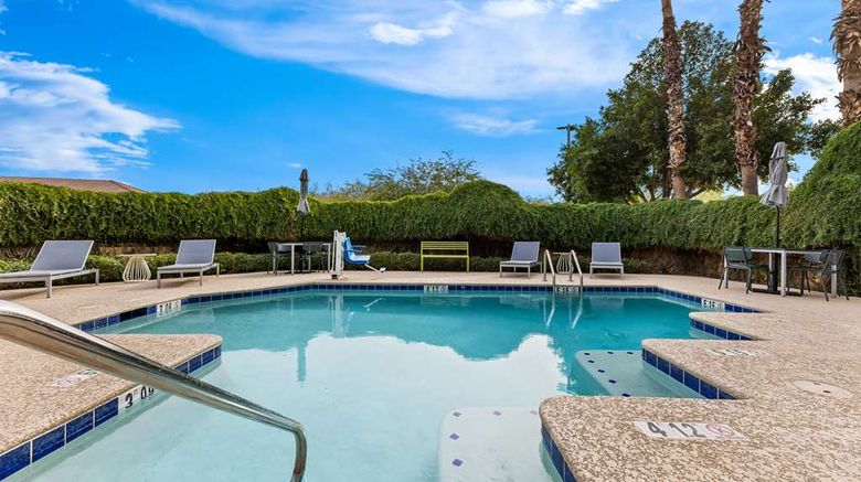 <b>Spark by Hilton Glendale Phoenix North Pool</b>. Images powered by <a href="https://iceportal.shijigroup.com/" title="IcePortal" target="_blank">IcePortal</a>.
