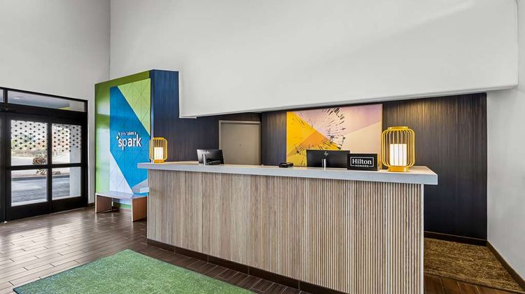 Spark by Hilton Glendale Phoenix North Lobby