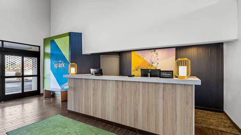 <b>Spark by Hilton Glendale Phoenix North Lobby</b>. Images powered by <a href="https://iceportal.shijigroup.com/" title="IcePortal" target="_blank">IcePortal</a>.