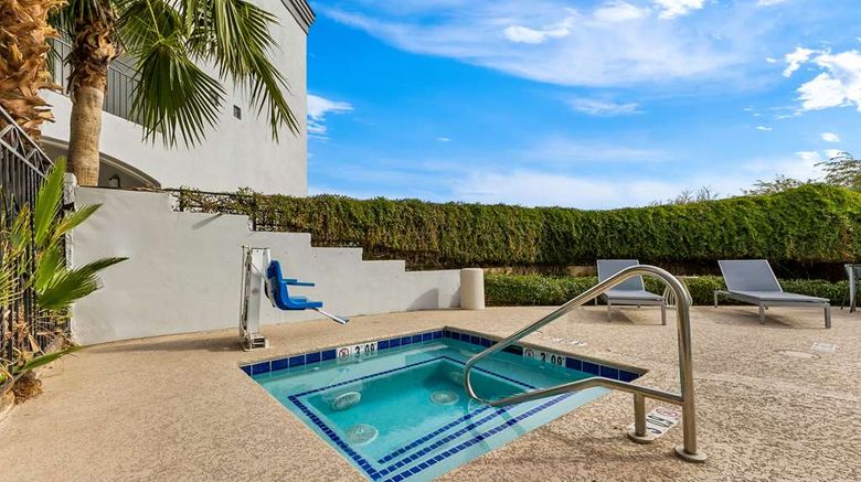 <b>Spark by Hilton Glendale Phoenix North Pool</b>. Images powered by <a href="https://iceportal.shijigroup.com/" title="IcePortal" target="_blank">IcePortal</a>.