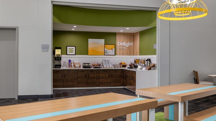 Spark by Hilton Artesia Restaurant