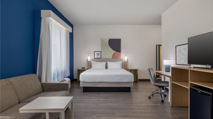 Spark by Hilton Artesia Room