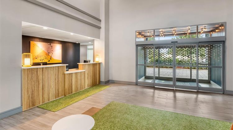 Spark by Hilton Rock Hill Lobby