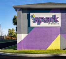 Spark by Hilton Toronto Mississauga Exterior