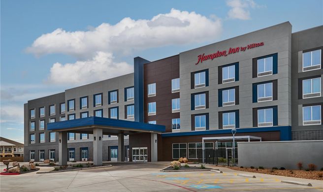 Hampton Inn Hilton Midland West Exterior