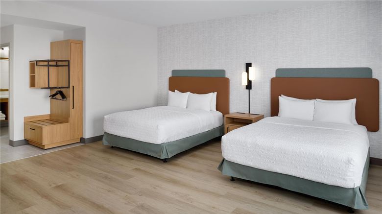 <b>Hampton Inn Hilton Midland West Room</b>. Images powered by <a href="https://iceportal.shijigroup.com/" title="IcePortal" target="_blank">IcePortal</a>.