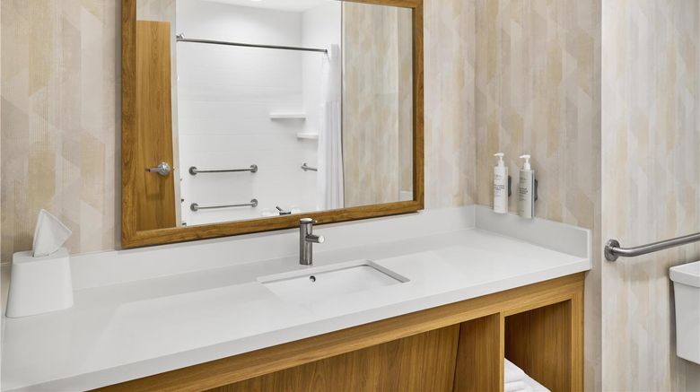 <b>Hampton Inn Hilton Midland West Room</b>. Images powered by <a href="https://iceportal.shijigroup.com/" title="IcePortal" target="_blank">IcePortal</a>.