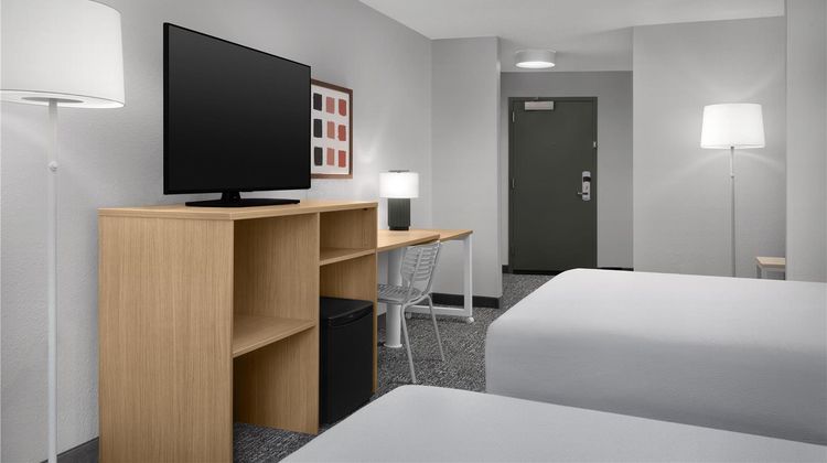 Spark by Hilton Vestal Binghamton Room