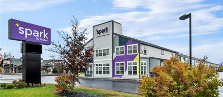 Spark by Hilton Portland Airport Maine M Exterior