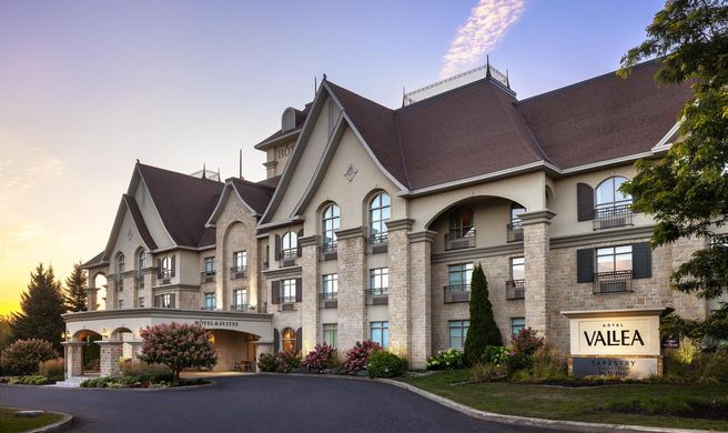 Hotel Vallea Bromont Exterior