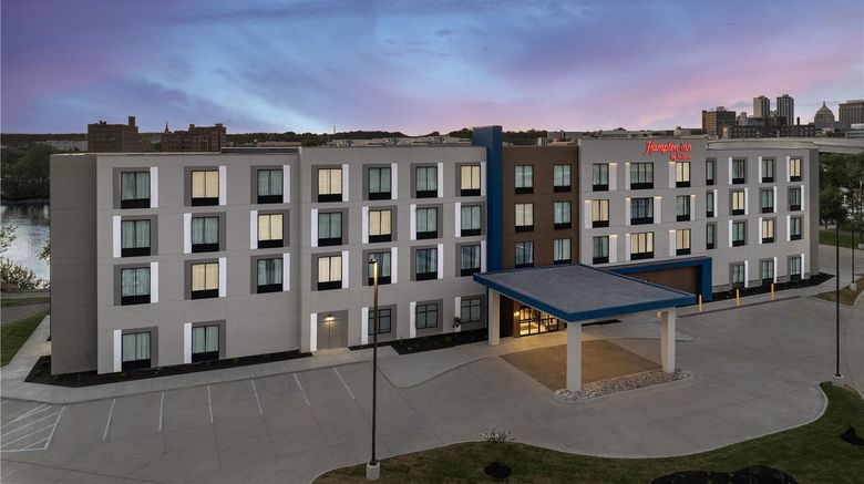 <b>Hampton Inn by Hilton East Peoria Exterior</b>. Images powered by <a href="https://iceportal.shijigroup.com/" title="IcePortal" target="_blank">IcePortal</a>.