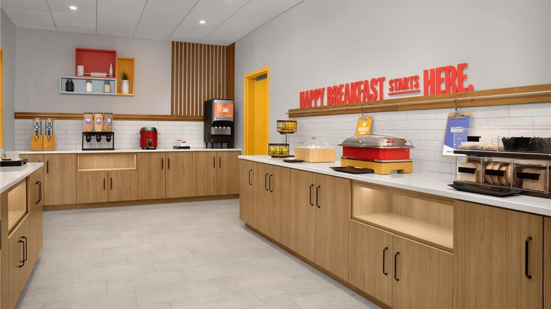 <b>Hampton Inn by Hilton East Peoria Restaurant</b>. Images powered by <a href="https://iceportal.shijigroup.com/" title="IcePortal" target="_blank">IcePortal</a>.