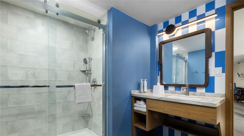 <b>Home2 Suites by Hilton Outer Banks Kill Room</b>. Images powered by <a href="https://iceportal.shijigroup.com/" title="IcePortal" target="_blank">IcePortal</a>.