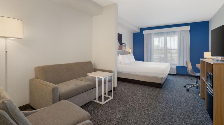 Spark by Hilton California Lexington Room