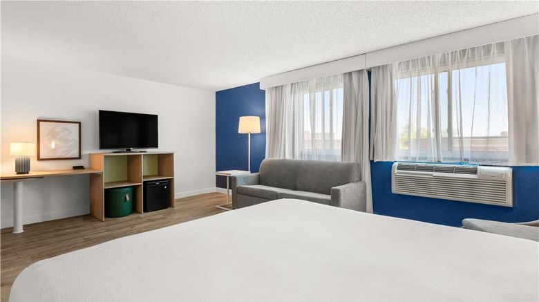 <b>Spark by Hilton Eden Prairie Room</b>. Images powered by <a href="https://iceportal.shijigroup.com/" title="IcePortal" target="_blank">IcePortal</a>.