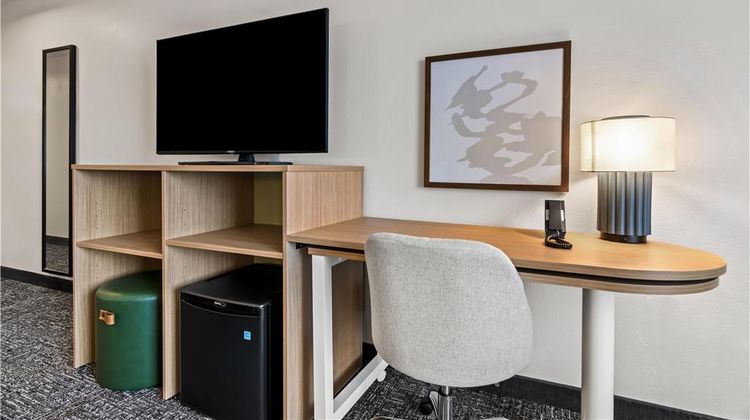 Spark by Hilton Merrillville Room
