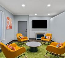 Spark by Hilton Merrillville Lobby