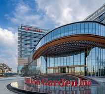 Hilton Garden Inn Kangbashi Exterior