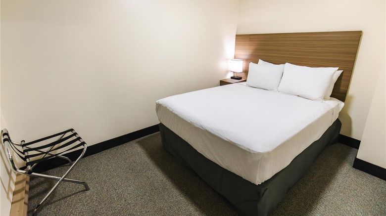 <b>SureStay by Best Western Smithers Other</b>. Images powered by <a href="https://iceportal.shijigroup.com/" title="IcePortal" target="_blank">IcePortal</a>.