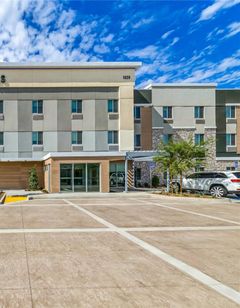 Everhome Suites Ontario