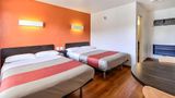 Super 8 by Wyndham San Jose Room