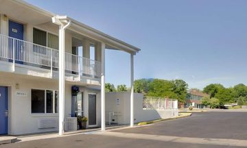 Park Inn by Radisson, Lakewood