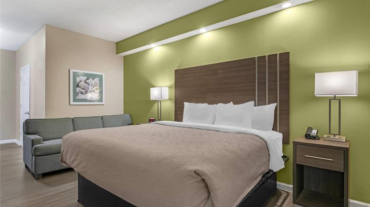 Ormond Beach Inn Suite