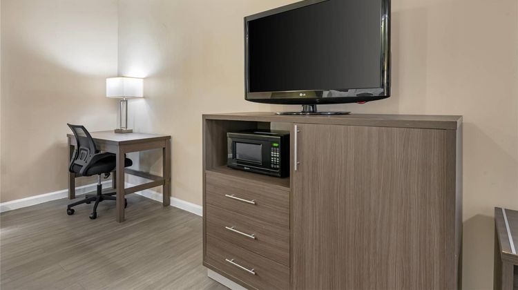 Ormond Beach Inn Suite