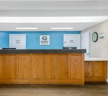 Ormond Beach Inn Lobby