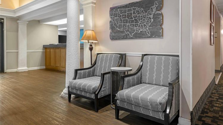 Ormond Beach Inn Lobby