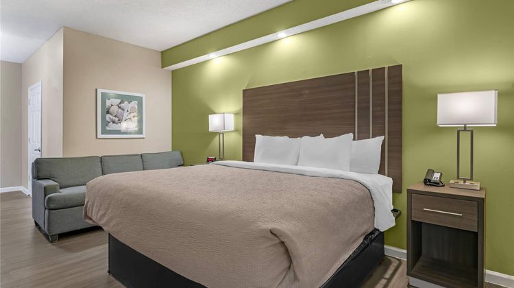 Ormond Beach Inn Suite
