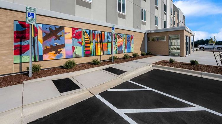 Everhome Suites Fayetteville Exterior
