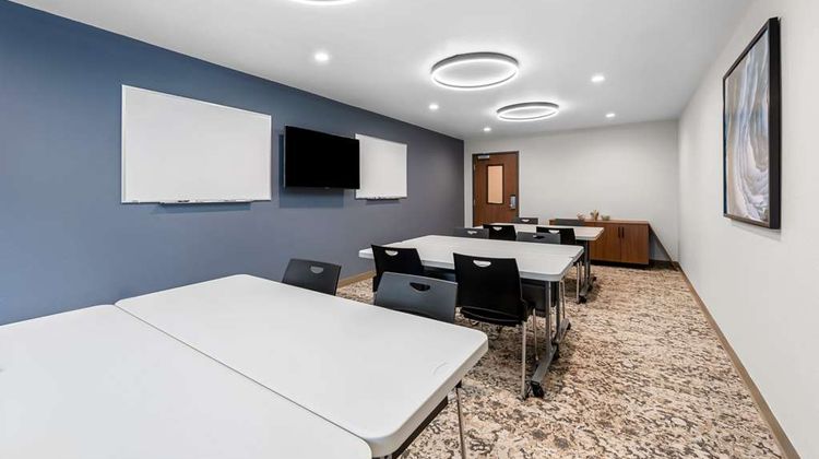 Everhome Suites Fayetteville Meeting