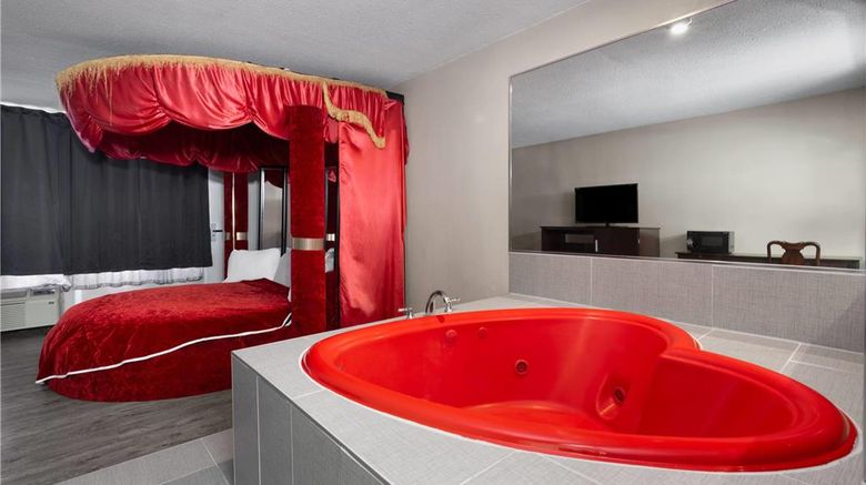 <b>Travelodge by Wyndham Salisbury Suite</b>. Images powered by <a href="https://iceportal.shijigroup.com/" title="IcePortal" target="_blank">IcePortal</a>.