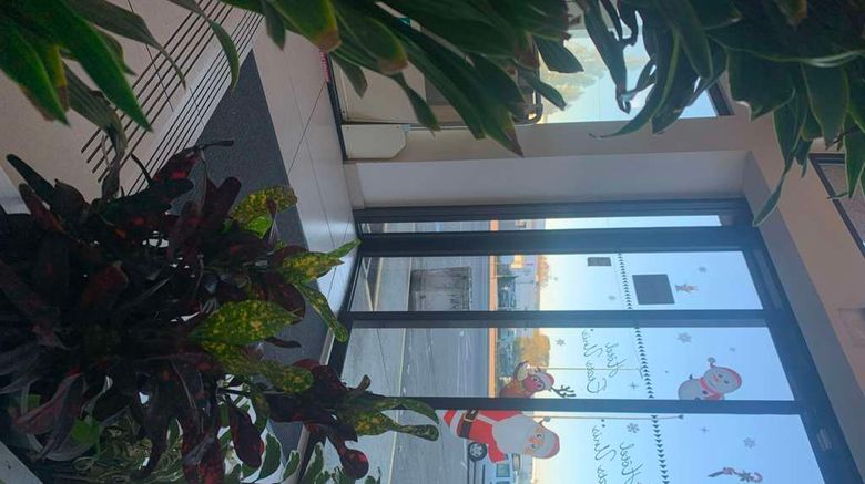 <b>Hotel des Etats Unis Lobby</b>. Images powered by <a href="https://iceportal.shijigroup.com/" title="IcePortal" target="_blank">IcePortal</a>.