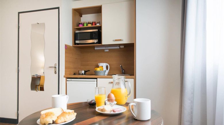 <b>Comfort Aparthotel Saint-Nazaire Room</b>. Images powered by <a href="https://iceportal.shijigroup.com/" title="IcePortal" target="_blank">IcePortal</a>.