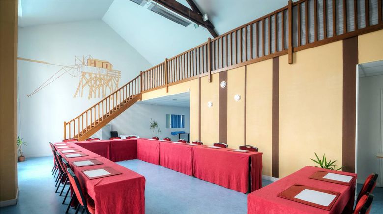 <b>Comfort Aparthotel Saint-Nazaire Meeting</b>. Images powered by <a href="https://iceportal.shijigroup.com/" title="IcePortal" target="_blank">IcePortal</a>.