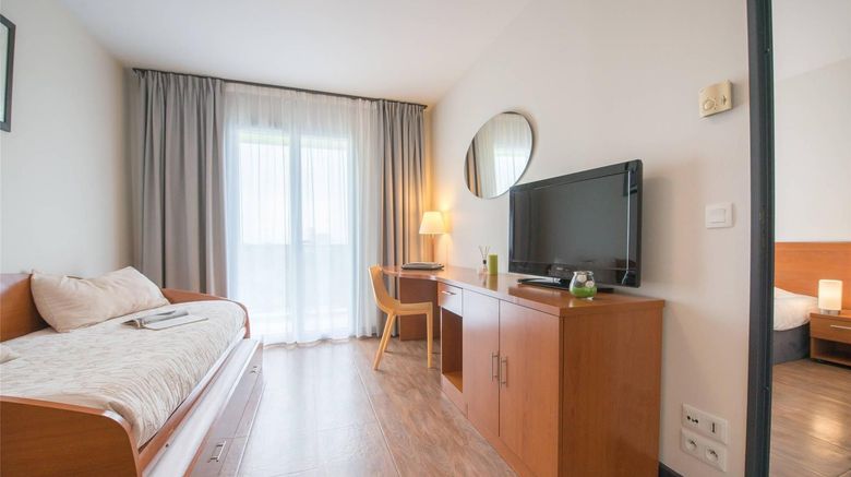 <b>Comfort Aparthotel Saint-Nazaire Room</b>. Images powered by <a href="https://iceportal.shijigroup.com/" title="IcePortal" target="_blank">IcePortal</a>.