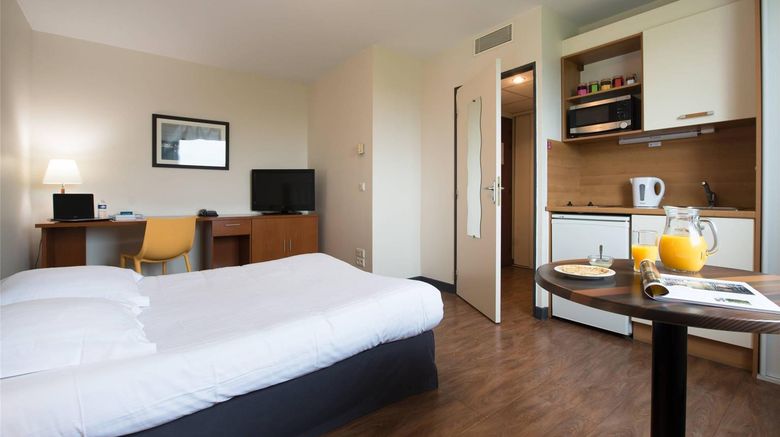 <b>Comfort Aparthotel Saint-Nazaire Room</b>. Images powered by <a href="https://iceportal.shijigroup.com/" title="IcePortal" target="_blank">IcePortal</a>.