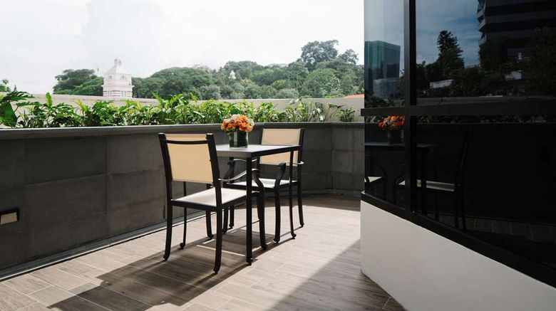 <b>Grand Park City Hall Suite</b>. Images powered by <a href="https://iceportal.shijigroup.com/" title="IcePortal" target="_blank">IcePortal</a>.