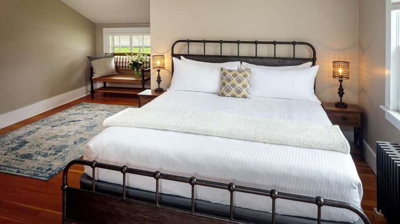 <b>Aspen Motel Room</b>. Images powered by <a href="https://iceportal.shijigroup.com/" title="IcePortal" target="_blank">IcePortal</a>.