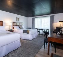 Trailhead Room