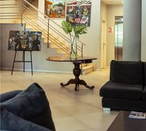 Hotel Plaza Central Canning Lobby