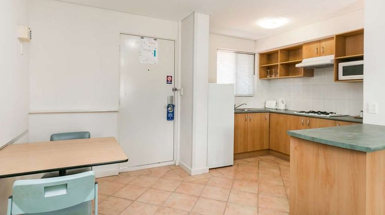 <b>Great Eastern Motor Lodge Suite</b>. Images powered by <a href="https://iceportal.shijigroup.com/" title="IcePortal" target="_blank">IcePortal</a>.
