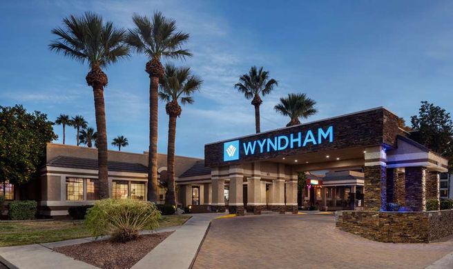 Wyndham Tucson Airport & Conf Ctr Exterior