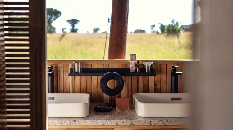 Seronera Wildlife Lodge Room