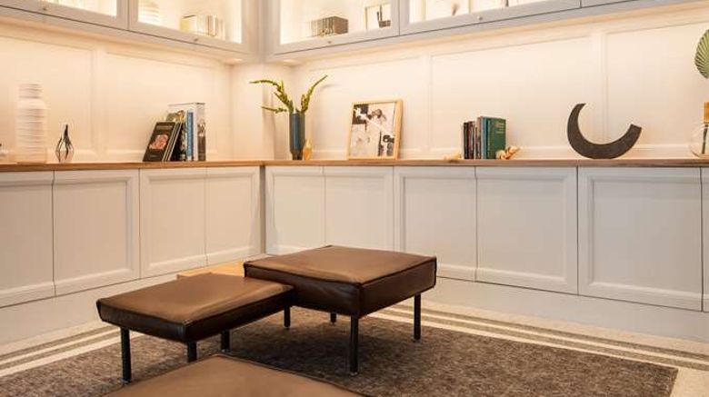 <b>Hotel Theo New Orleans, Tapestry Coll Other</b>. Images powered by <a href="https://iceportal.shijigroup.com/" title="IcePortal" target="_blank">IcePortal</a>.